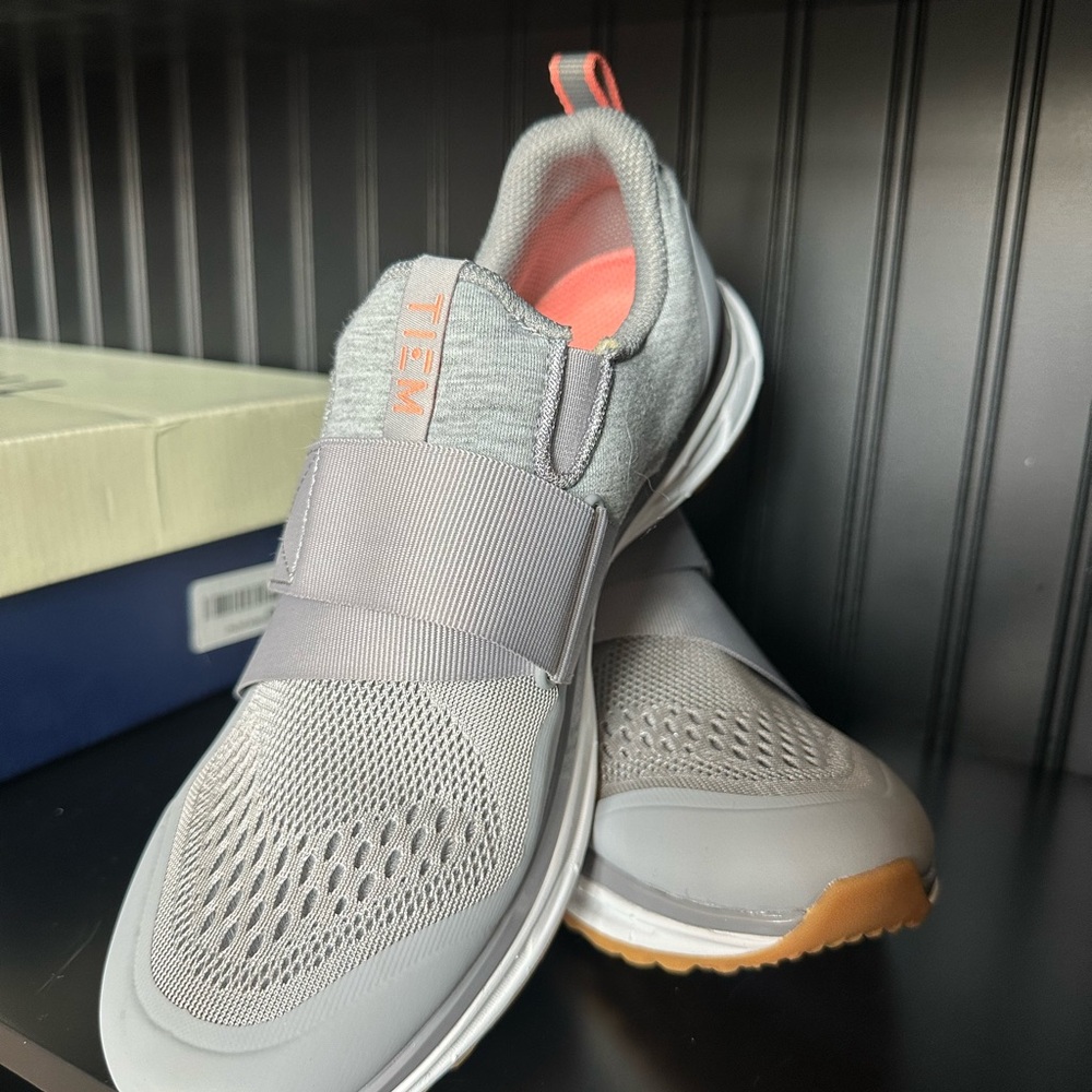NIB: TIEM Slipstream Women’s Cycling Shoes